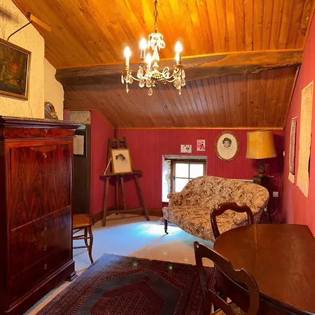 Art & Relaxation Manor Spa, Billiards & Pinball